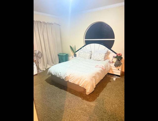 2 BEDROOM HOUSE FOR SALE IN SOSHANGUVE M